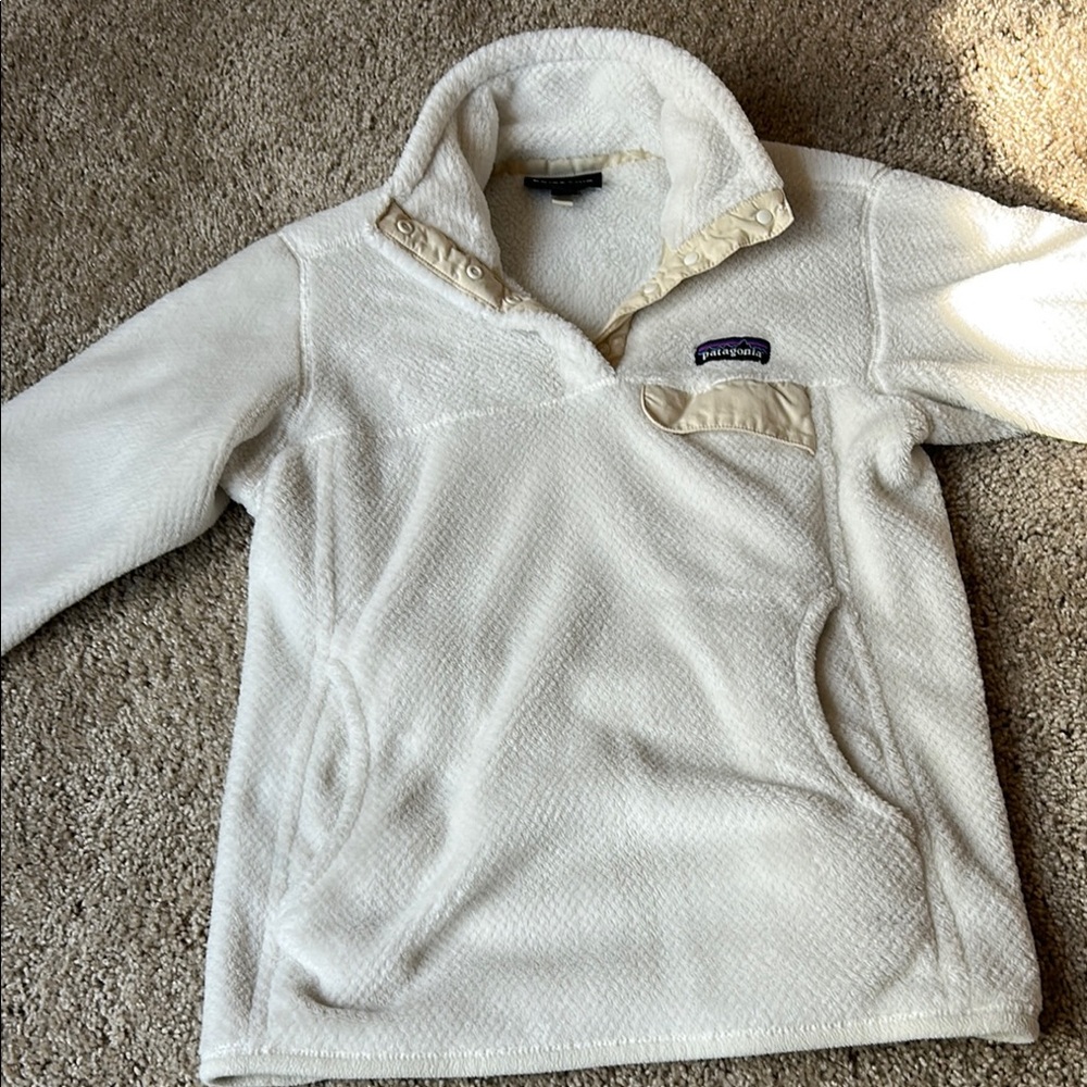 Patagonia Cream Fleece Pullover